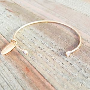 NIB Plunder Design Kiss bracelet